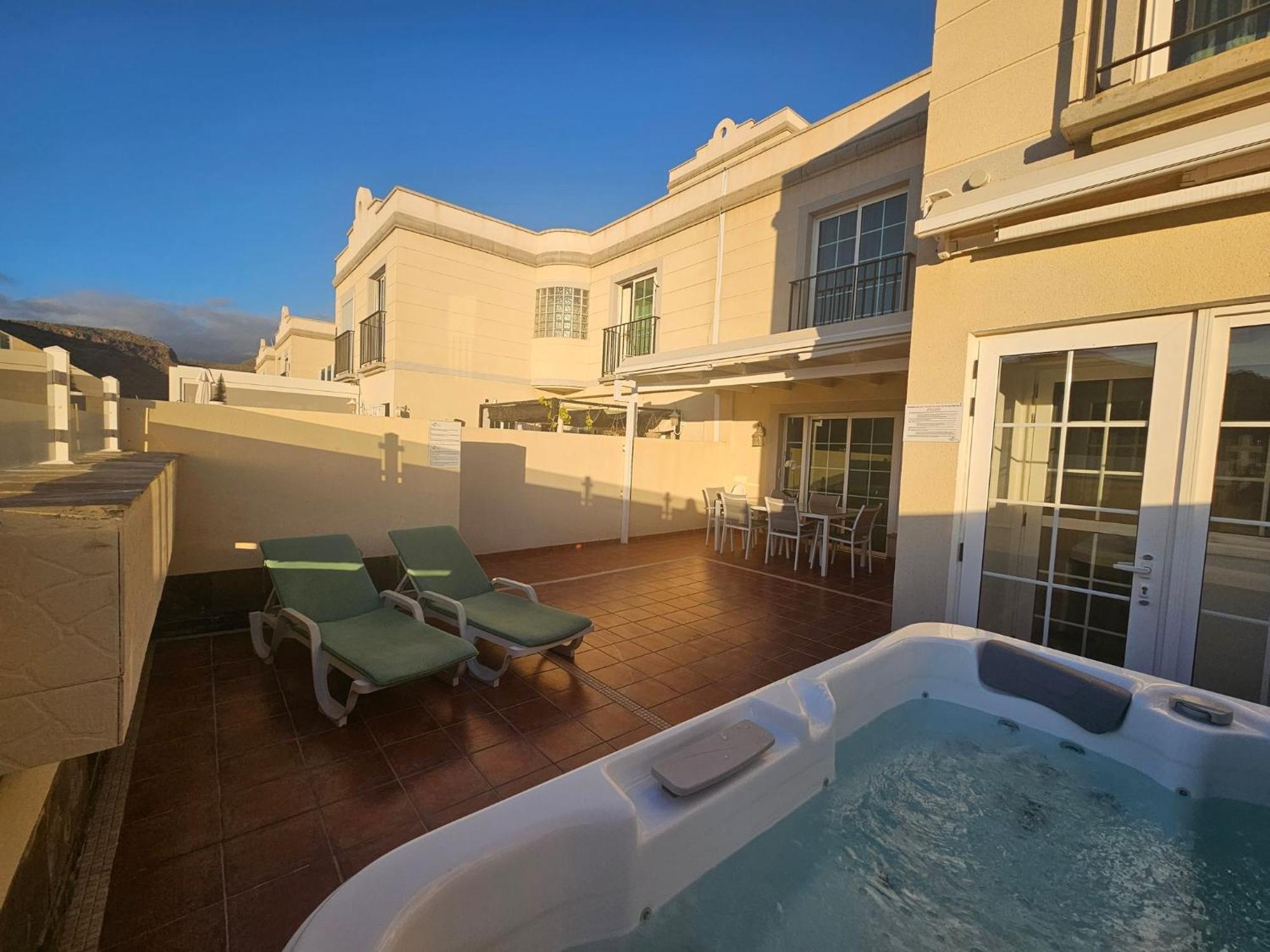 Appartement Cozy Modern House, In A Complex With A Swimming Pool *